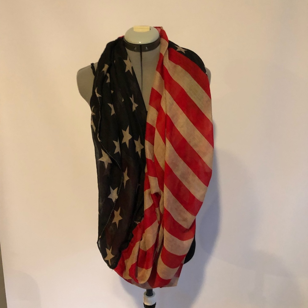 American Eagle Infinity Scarf